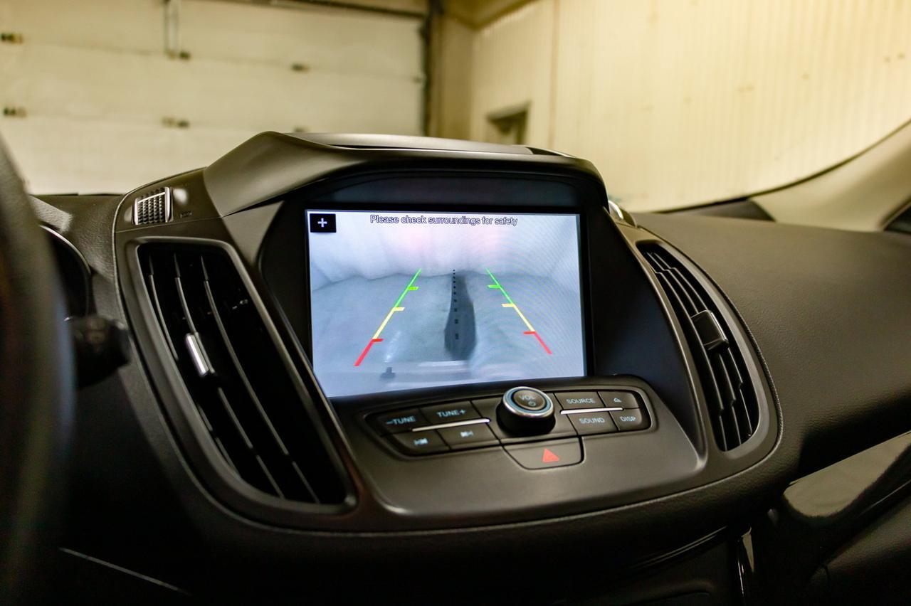 2017 Ford Escape AWD SE Appearance Pkg. Nav BCam Red Deer AB