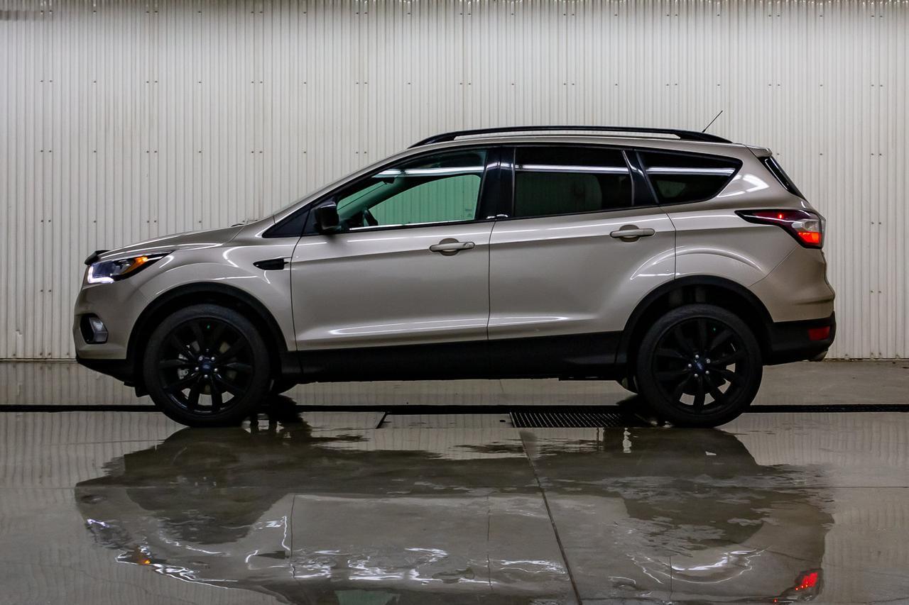 2017 Ford Escape AWD SE Appearance Pkg. Nav BCam Red Deer AB