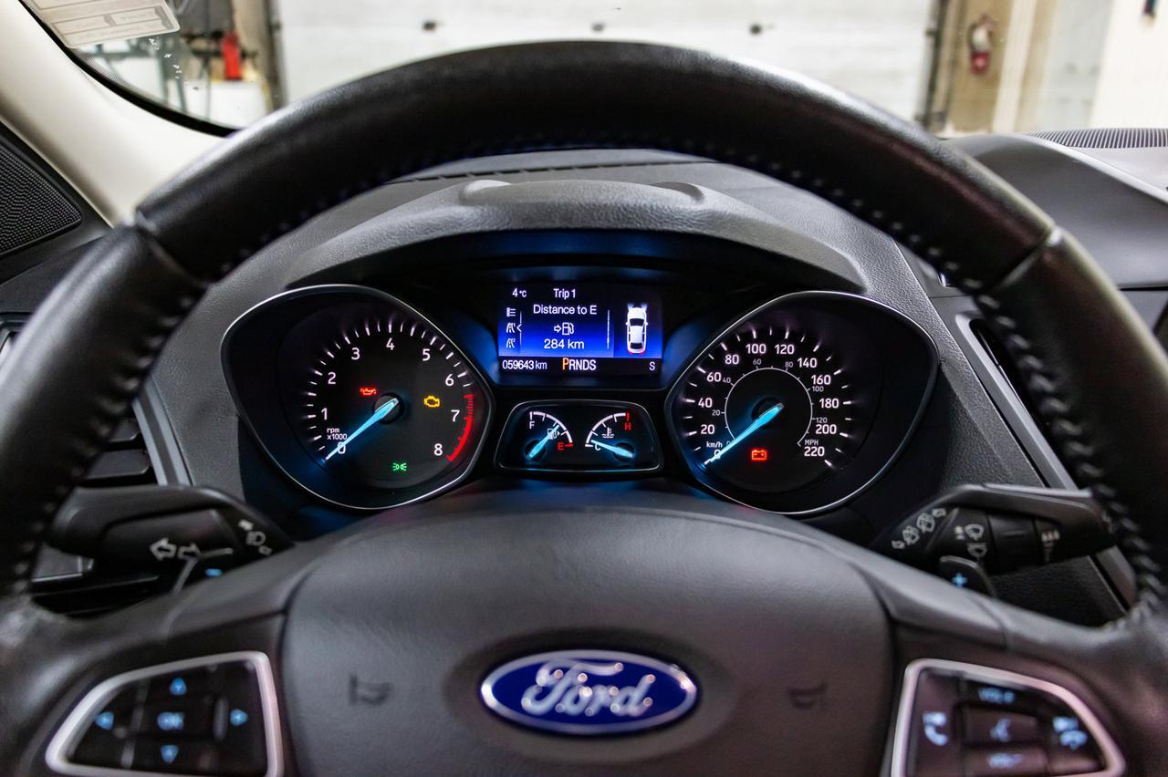 2017 Ford Escape AWD SE Appearance Pkg. Nav BCam Red Deer AB