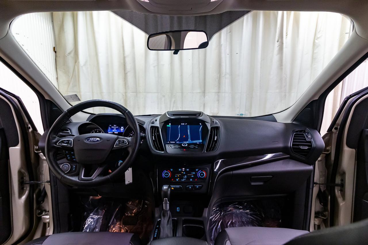 2017 Ford Escape AWD SE Appearance Pkg. Nav BCam Red Deer AB