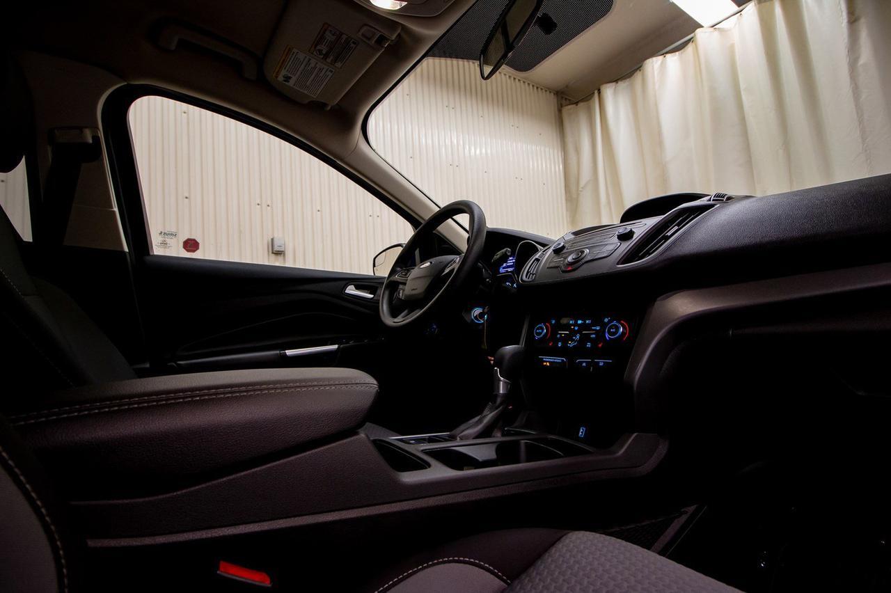 2017 Ford Escape AWD SE BCam Red Deer AB