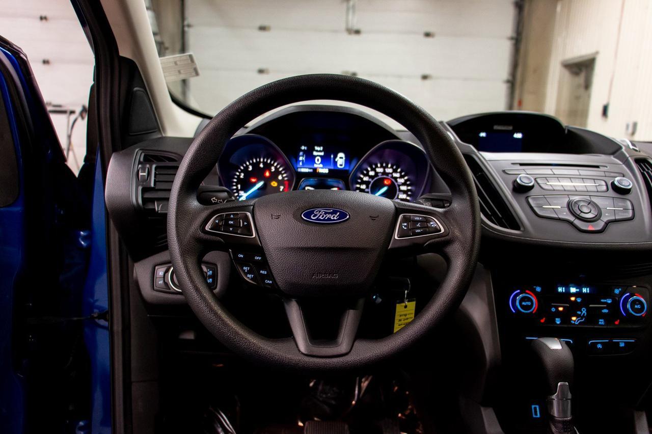 2017 Ford Escape AWD SE BCam Red Deer AB