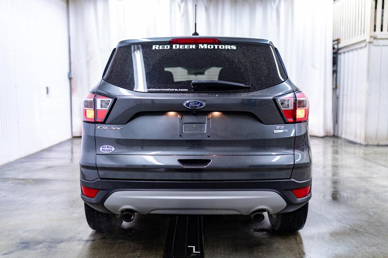 2017 Ford Escape AWD SE BCam Red Deer AB