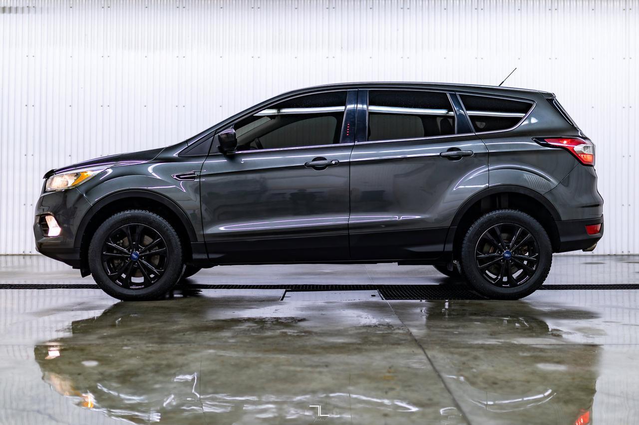 2017 Ford Escape AWD SE BCam Red Deer AB