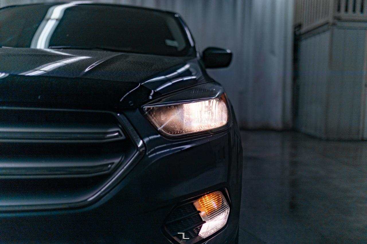 2017 Ford Escape AWD SE BCam Red Deer AB