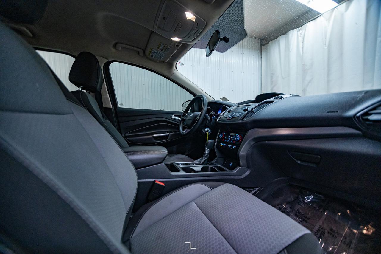 2017 Ford Escape AWD SE BCam Red Deer AB