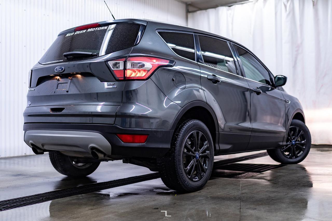 2017 Ford Escape AWD SE BCam Red Deer AB
