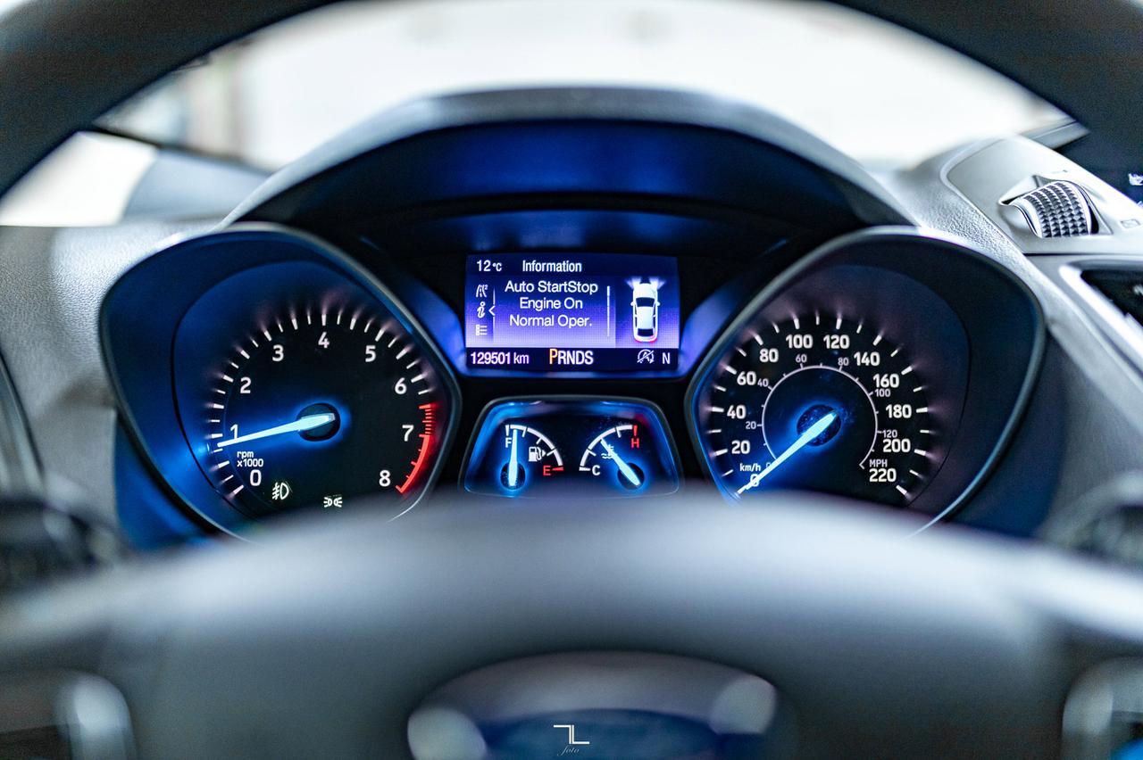 2017 Ford Escape AWD SE BCam Red Deer AB