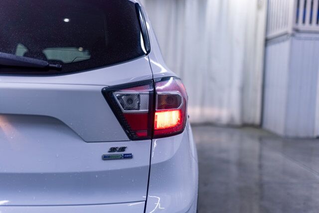 2017 Ford Escape AWD SE BCam Red Deer AB