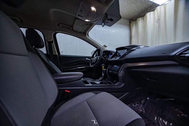 2017 Ford Escape AWD SE BCam Red Deer AB