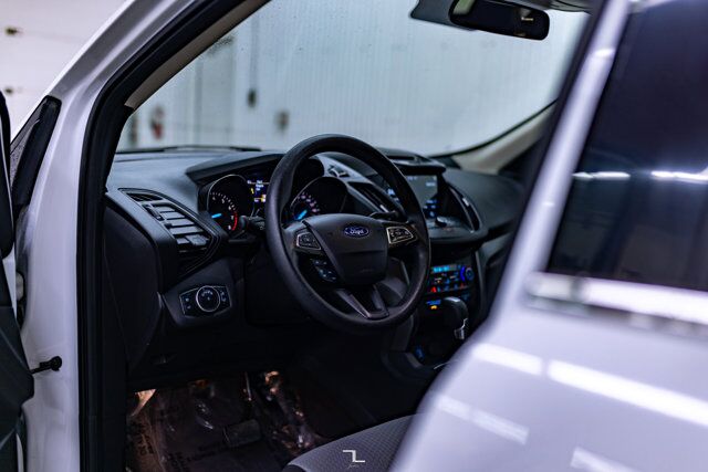 2017 Ford Escape AWD SE BCam Red Deer AB