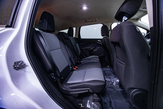 2017 Ford Escape AWD SE BCam Red Deer AB