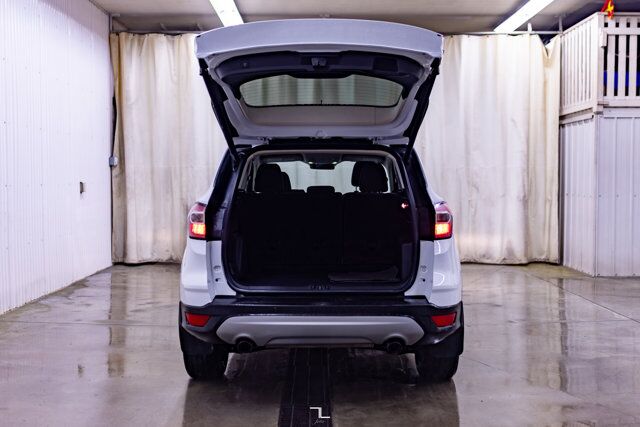 2017 Ford Escape AWD SE BCam Red Deer AB