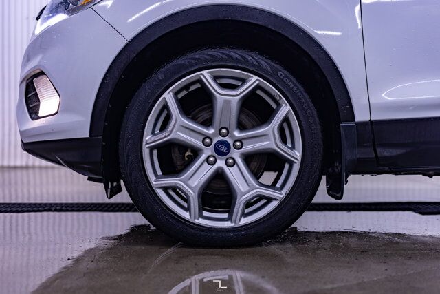 2017 Ford Escape AWD SE BCam Red Deer AB