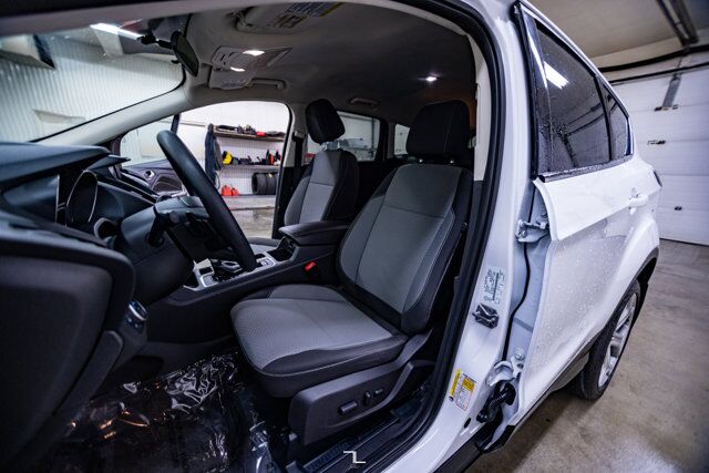 2017 Ford Escape AWD SE BCam Red Deer AB