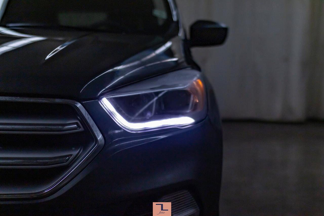 2017 Ford Escape AWD SE BCam Red Deer AB