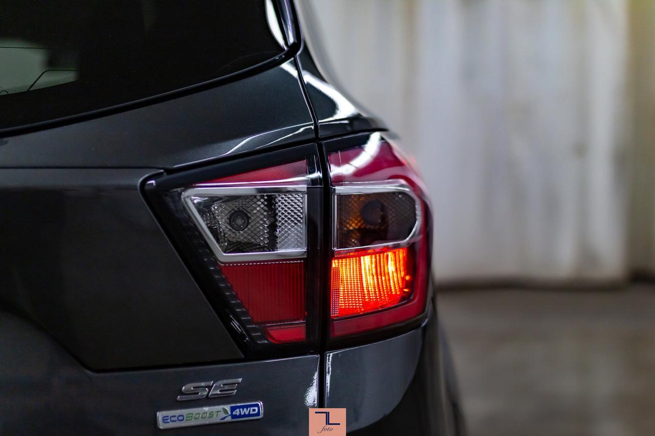 2017 Ford Escape AWD SE BCam Red Deer AB