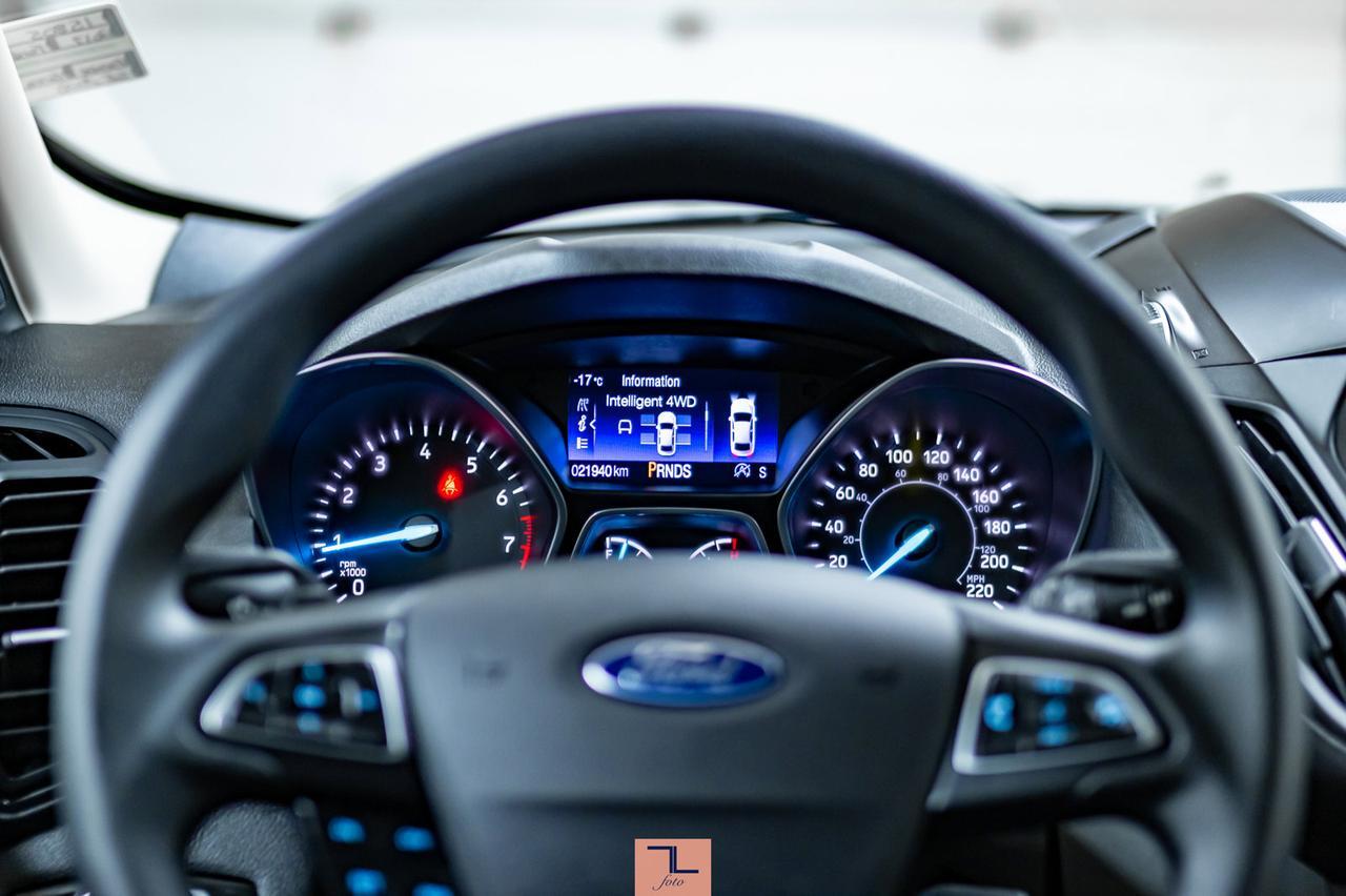 2017 Ford Escape AWD SE BCam Red Deer AB