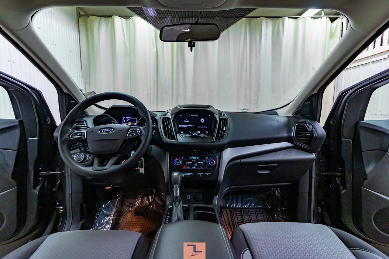 2017 Ford Escape AWD SE BCam Red Deer AB