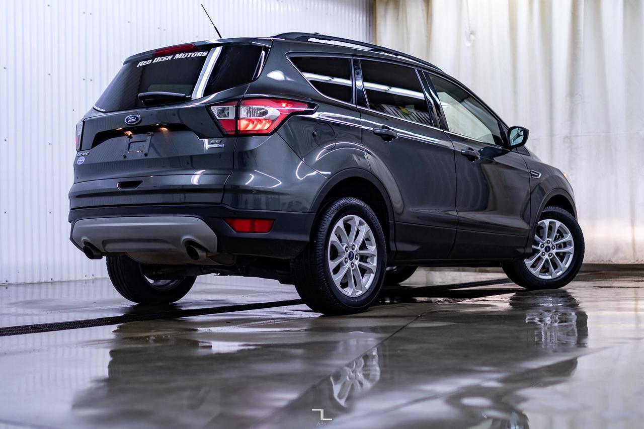 2017 Ford Escape AWD SE Leather BCam Red Deer AB