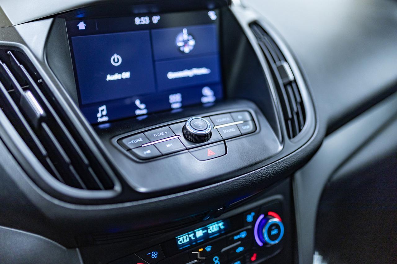 2017 Ford Escape AWD SE Leather BCam Red Deer AB