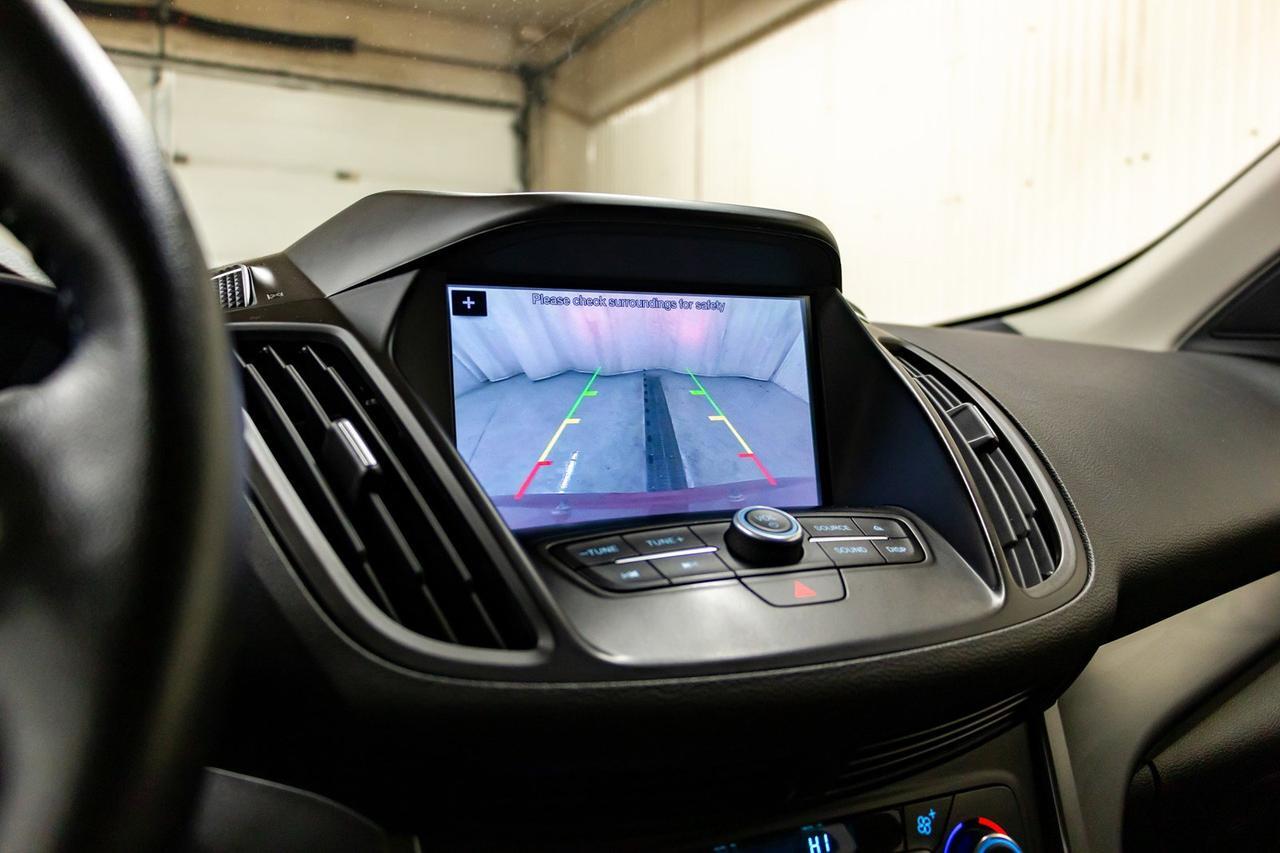 2017 Ford Escape AWD SE Leather BCam Red Deer AB