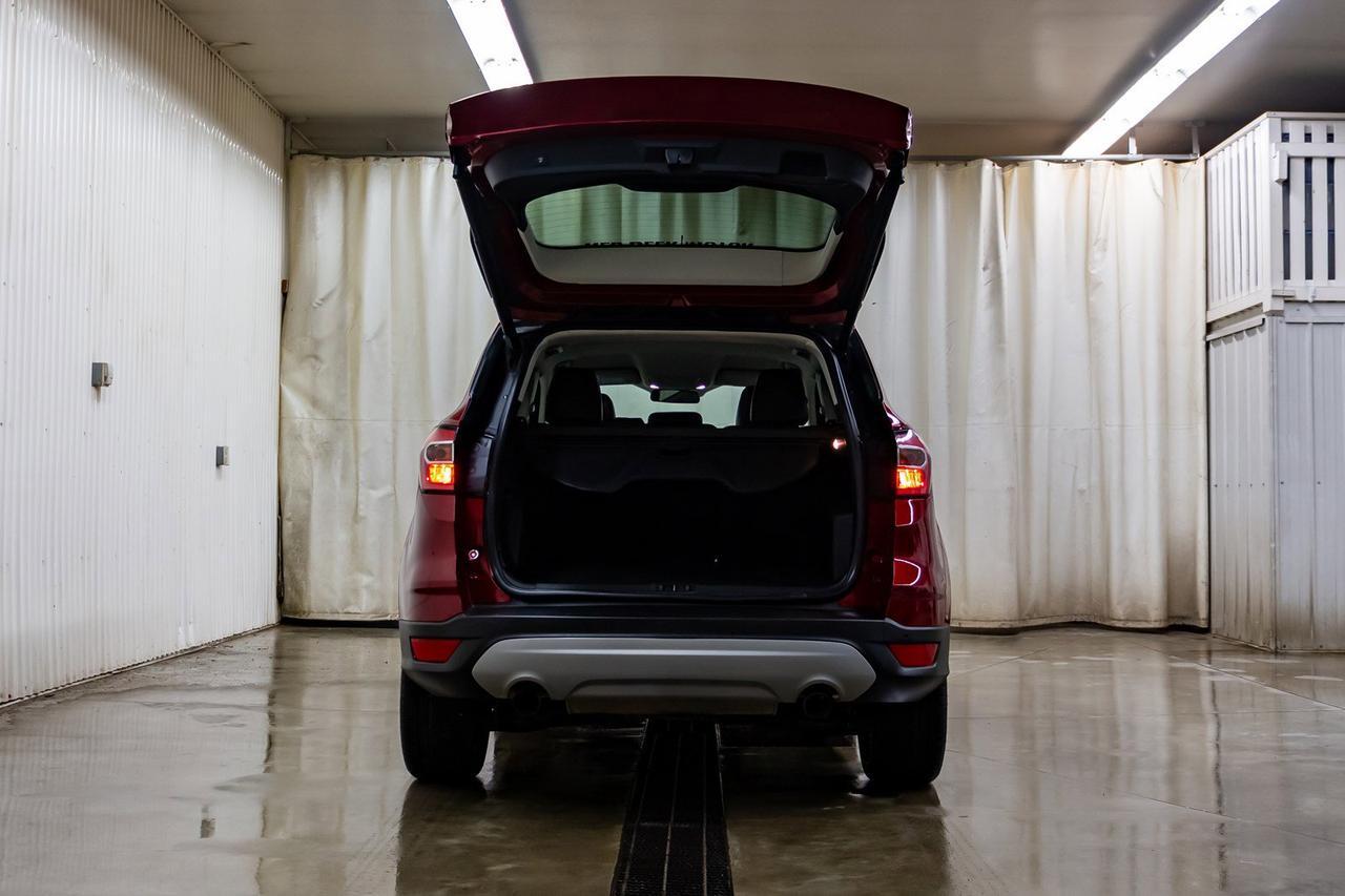 2017 Ford Escape AWD SE Leather BCam Red Deer AB