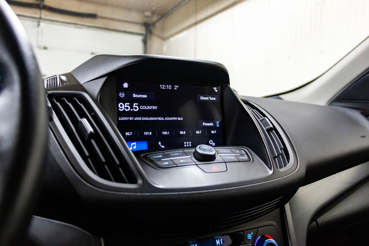 2017 Ford Escape AWD SE Leather BCam Red Deer AB