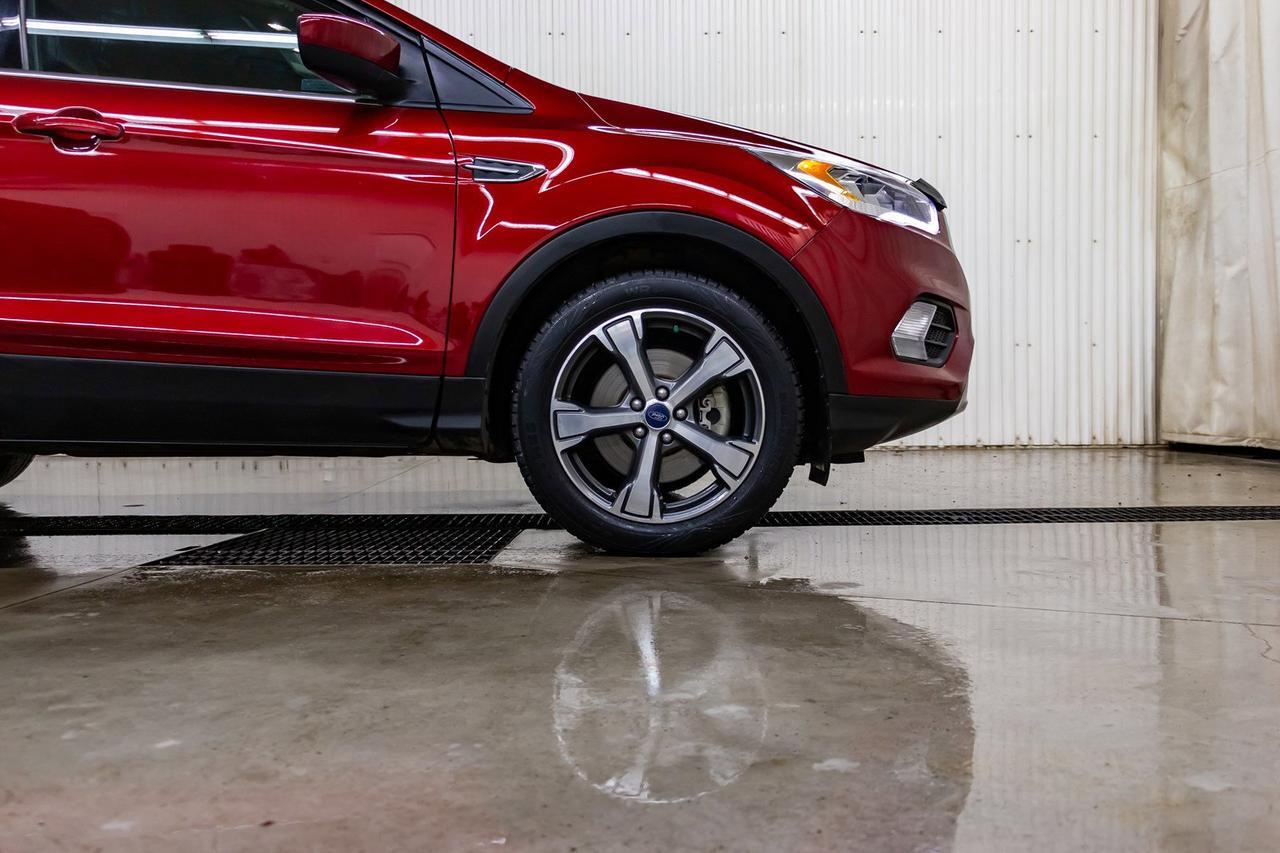 2017 Ford Escape AWD SE Leather BCam Red Deer AB
