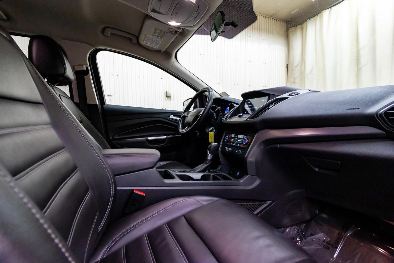 2017 Ford Escape AWD SE Leather BCam Red Deer AB