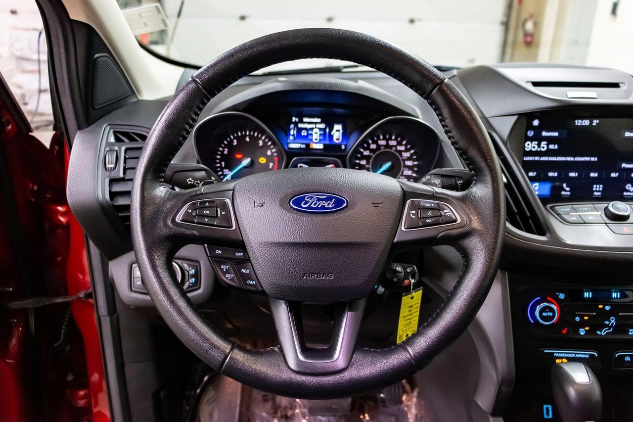 2017 Ford Escape AWD SE Leather BCam Red Deer AB