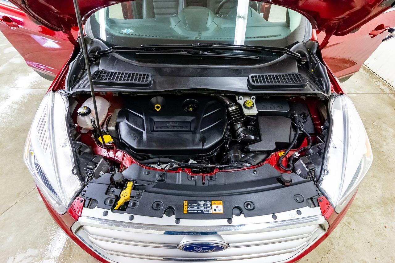 2017 Ford Escape AWD SE Leather BCam Red Deer AB