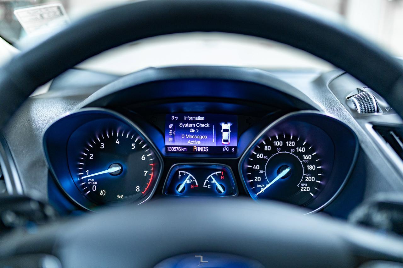 2017 Ford Escape AWD SE Leather Nav BCam Red Deer AB