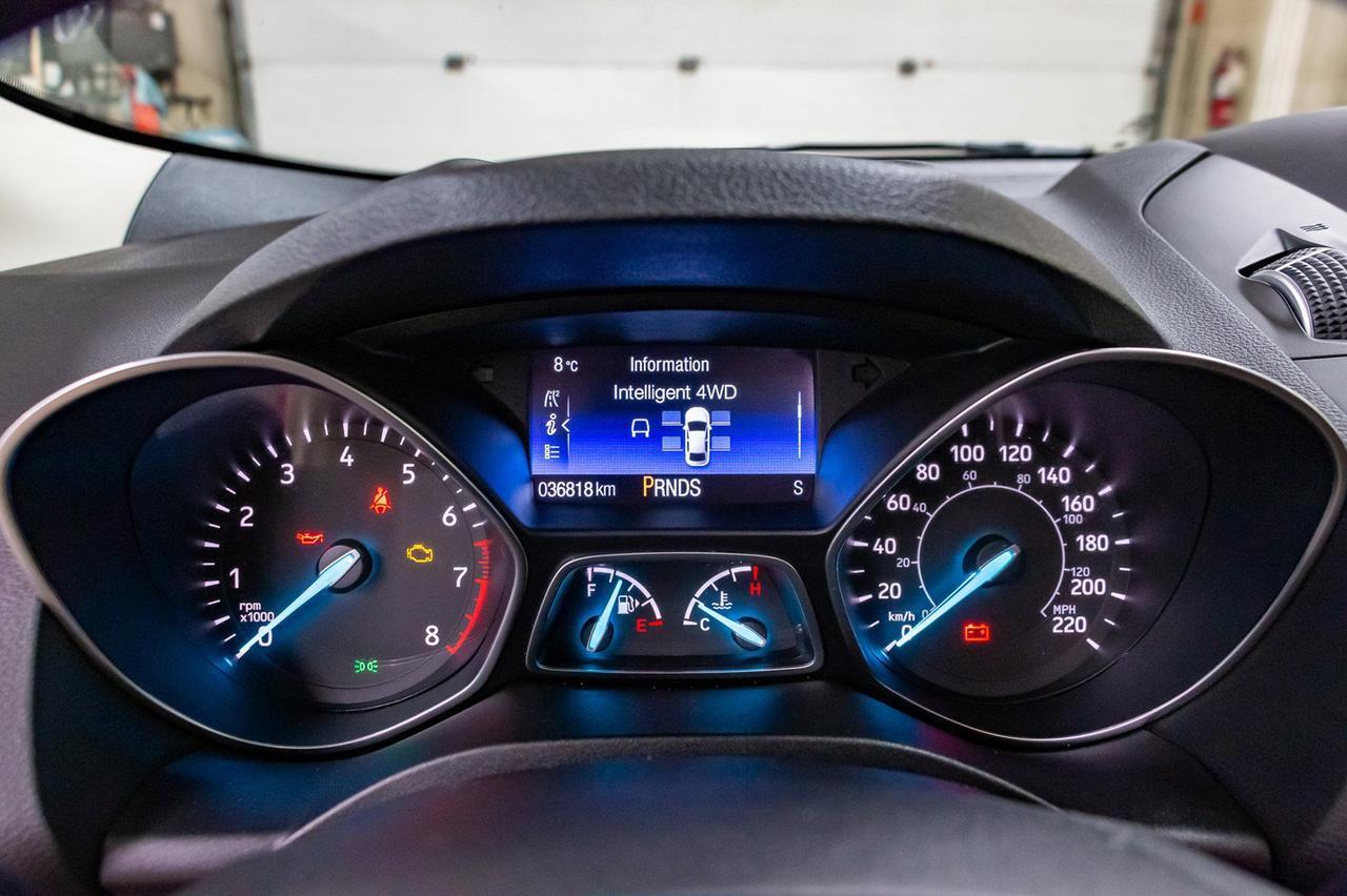 2017 Ford Escape AWD SE Leather Nav BCam Red Deer AB