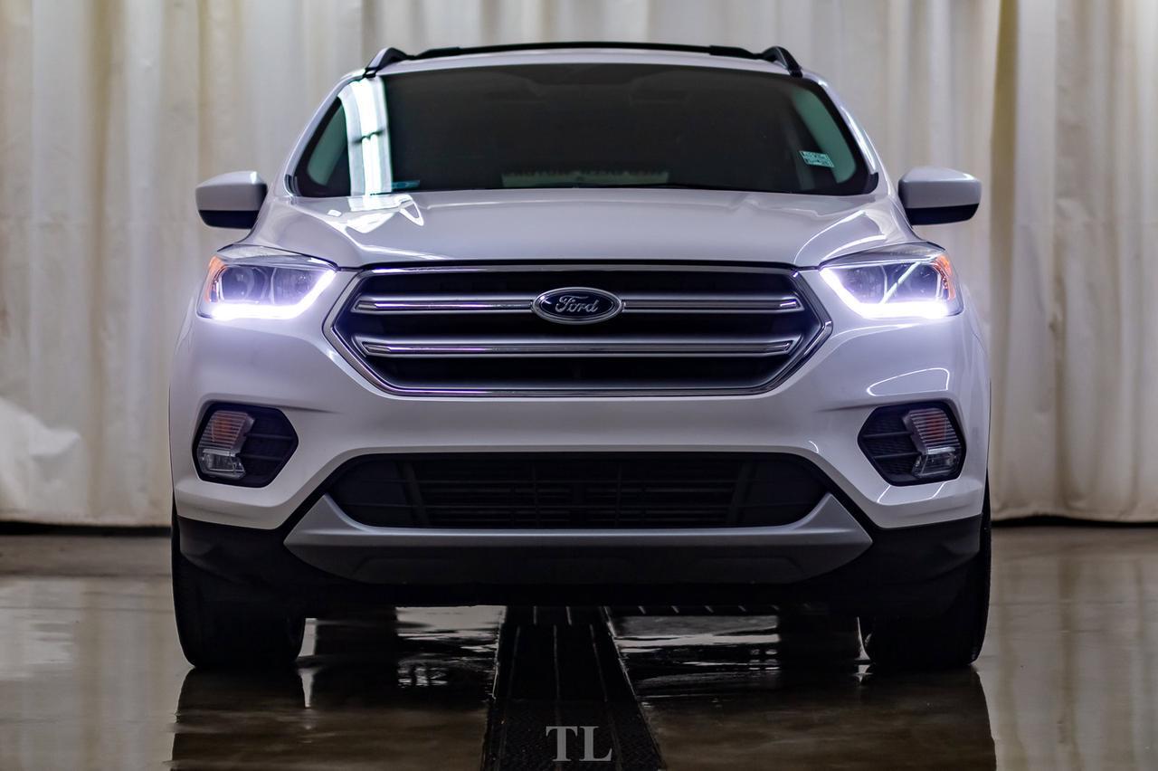 2017 Ford Escape AWD SE Leather Roof Nav BCam Red Deer AB