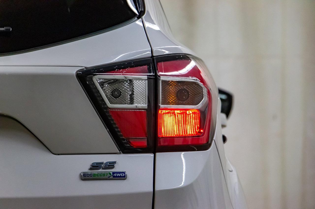 2017 Ford Escape AWD SE Leather Roof Nav Red Deer AB