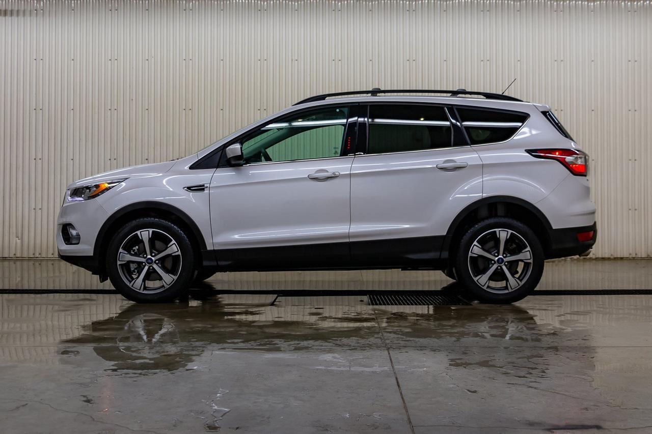 2017 Ford Escape AWD SE Leather Roof Nav Red Deer AB