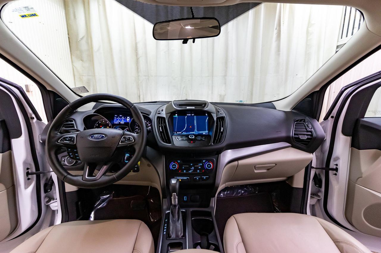 2017 Ford Escape AWD SE Leather Roof Nav Red Deer AB