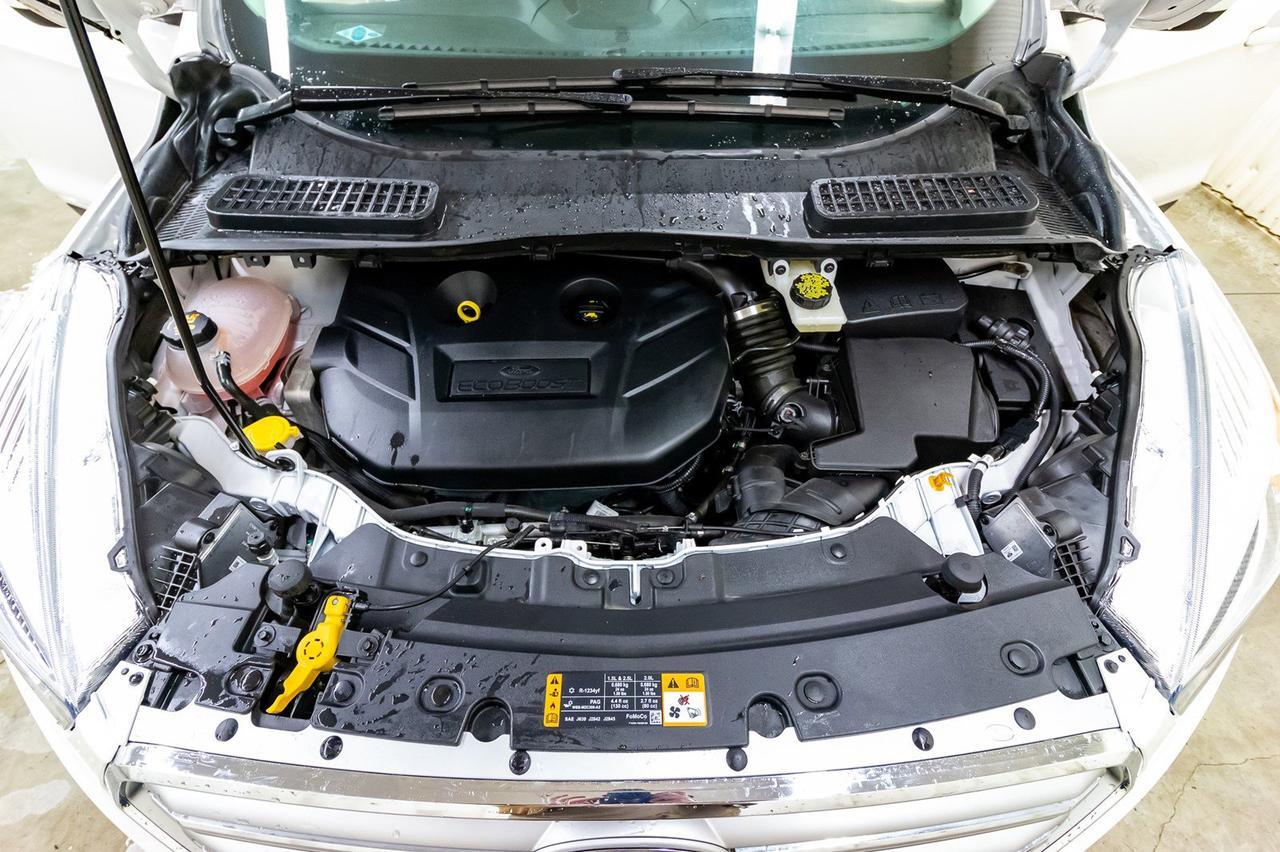 2017 Ford Escape AWD SE Leather Roof Nav Red Deer AB