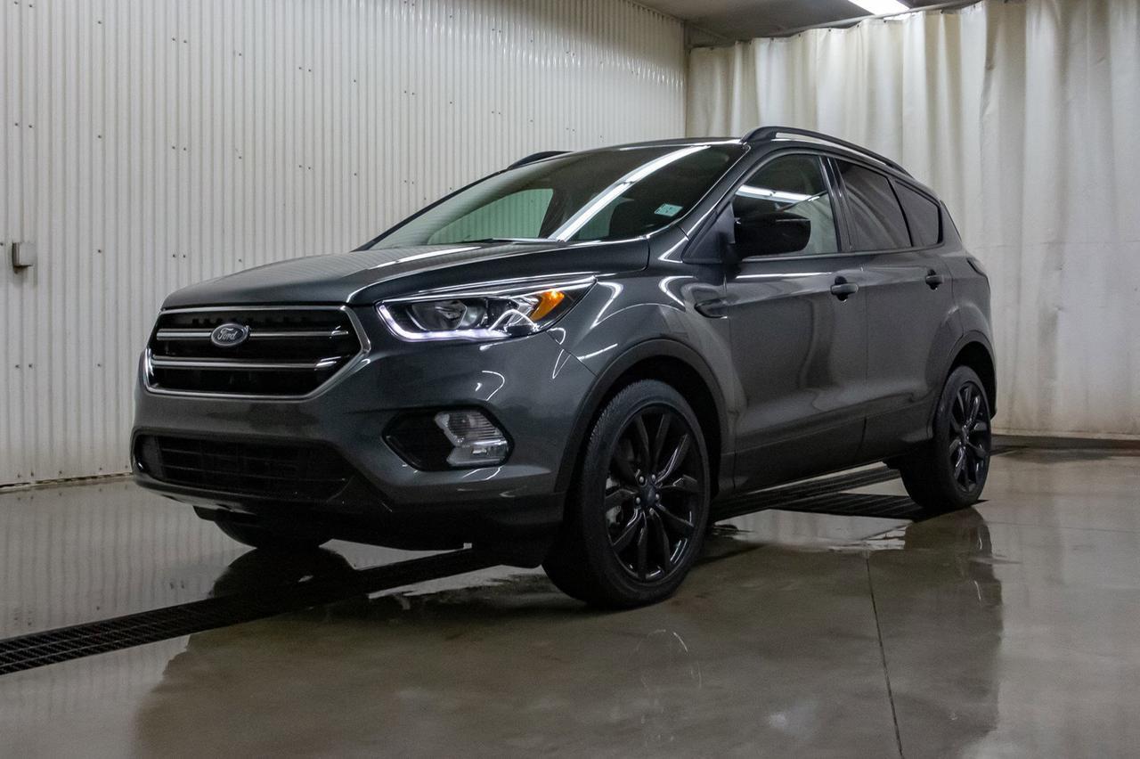 2017 Ford Escape AWD SE Nav Roof BCam Red Deer AB