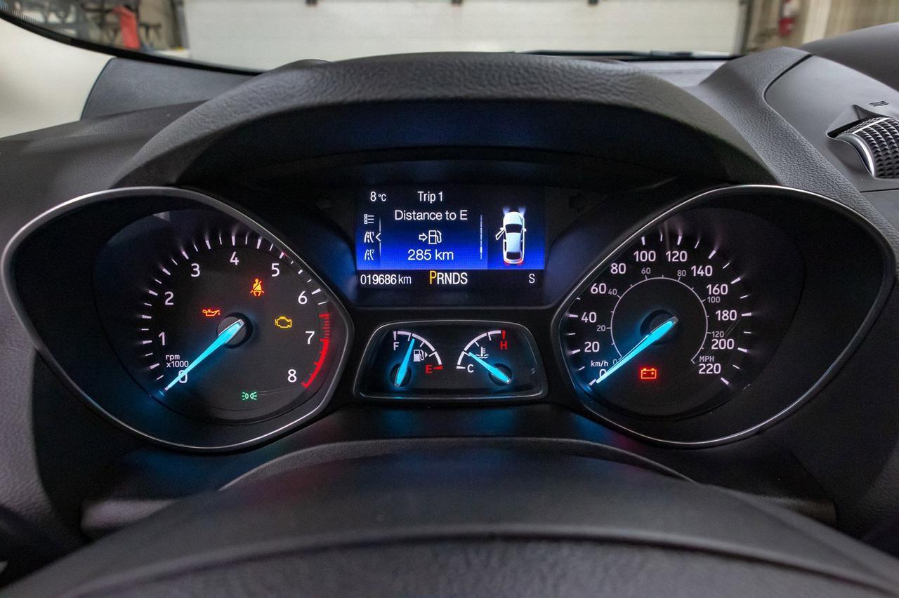 2017 Ford Escape AWD SE Nav Roof BCam Red Deer AB