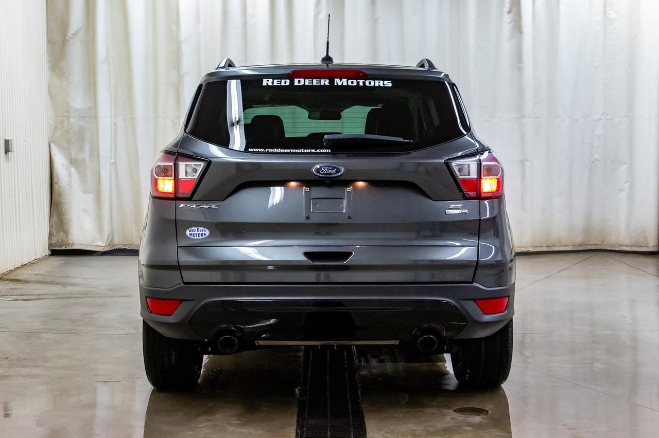 2017 Ford Escape AWD SE Nav Roof BCam Red Deer AB