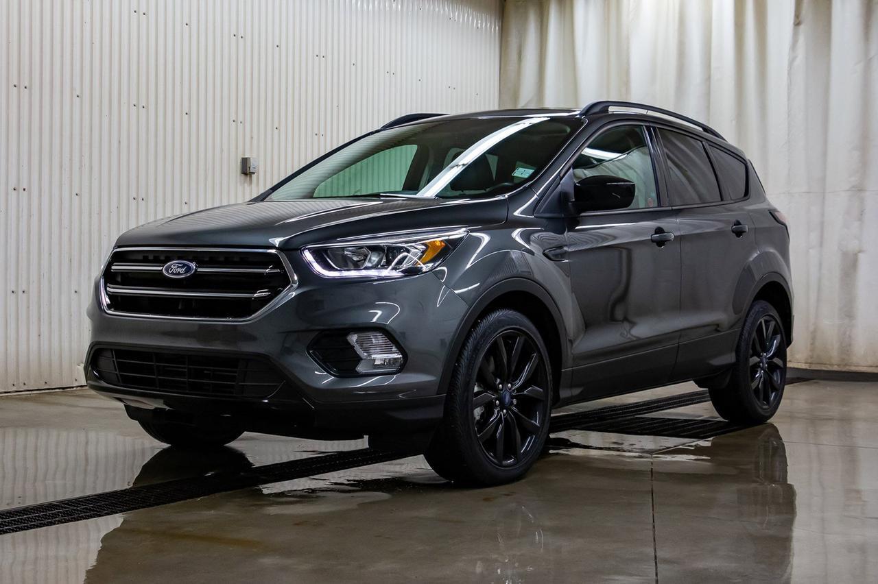 2017 Ford Escape AWD SE Nav Roof BCam Red Deer AB