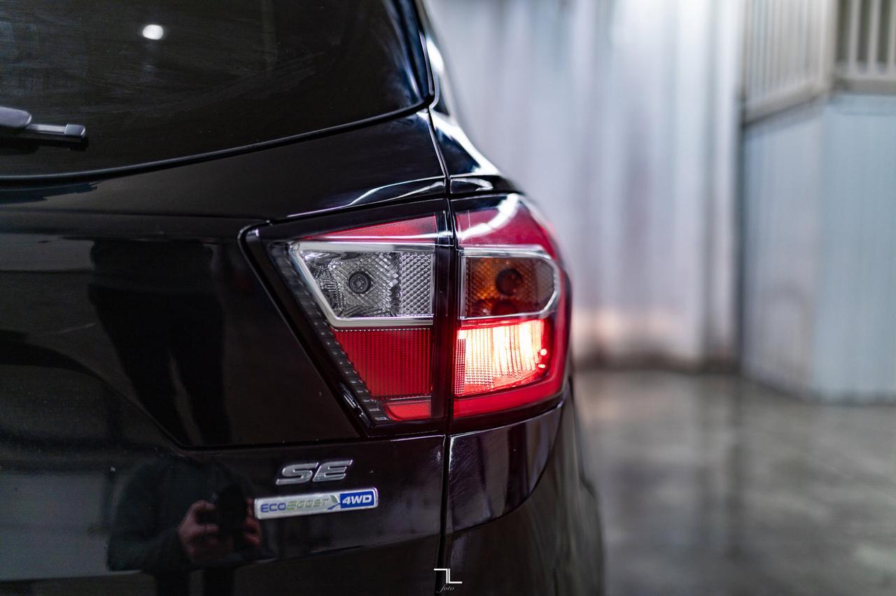 2017 Ford Escape AWD SE PSeat BCam Red Deer AB