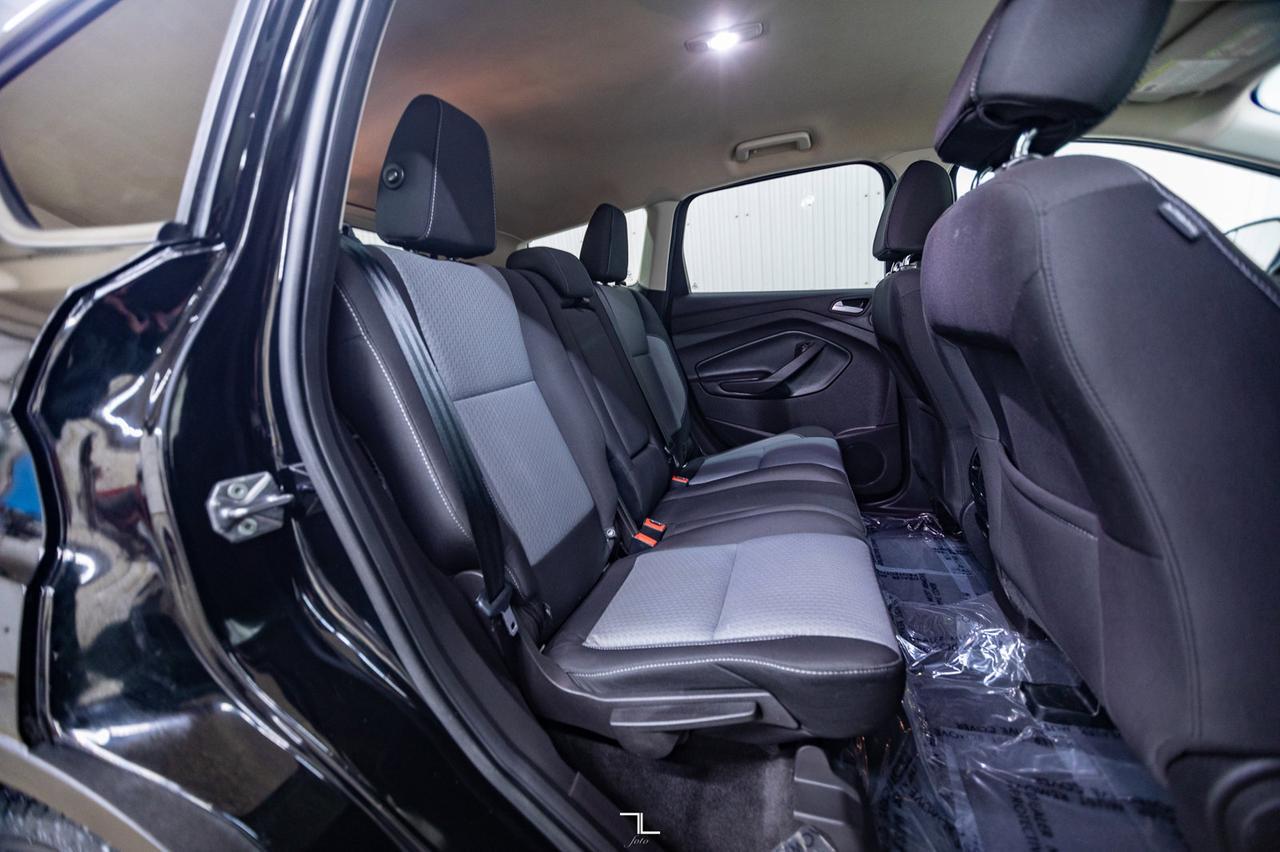 2017 Ford Escape AWD SE PSeat BCam Red Deer AB