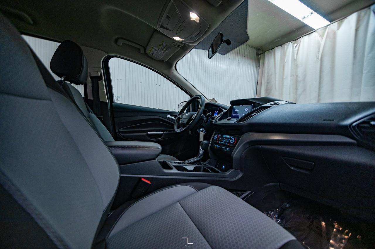 2017 Ford Escape AWD SE PSeat BCam Red Deer AB