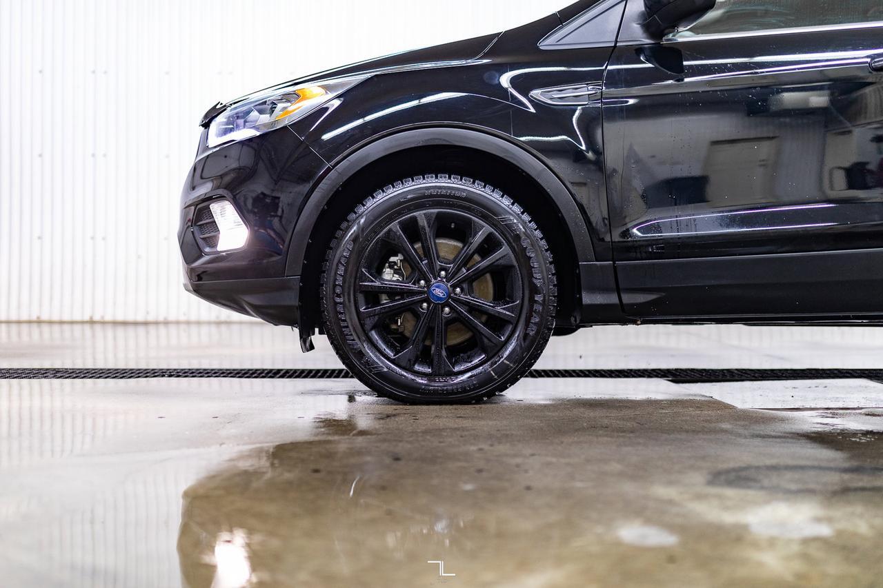 2017 Ford Escape AWD SE PSeat BCam Red Deer AB