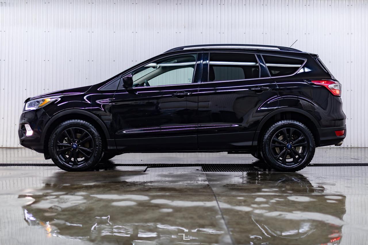 2017 Ford Escape AWD SE PSeat BCam Red Deer AB