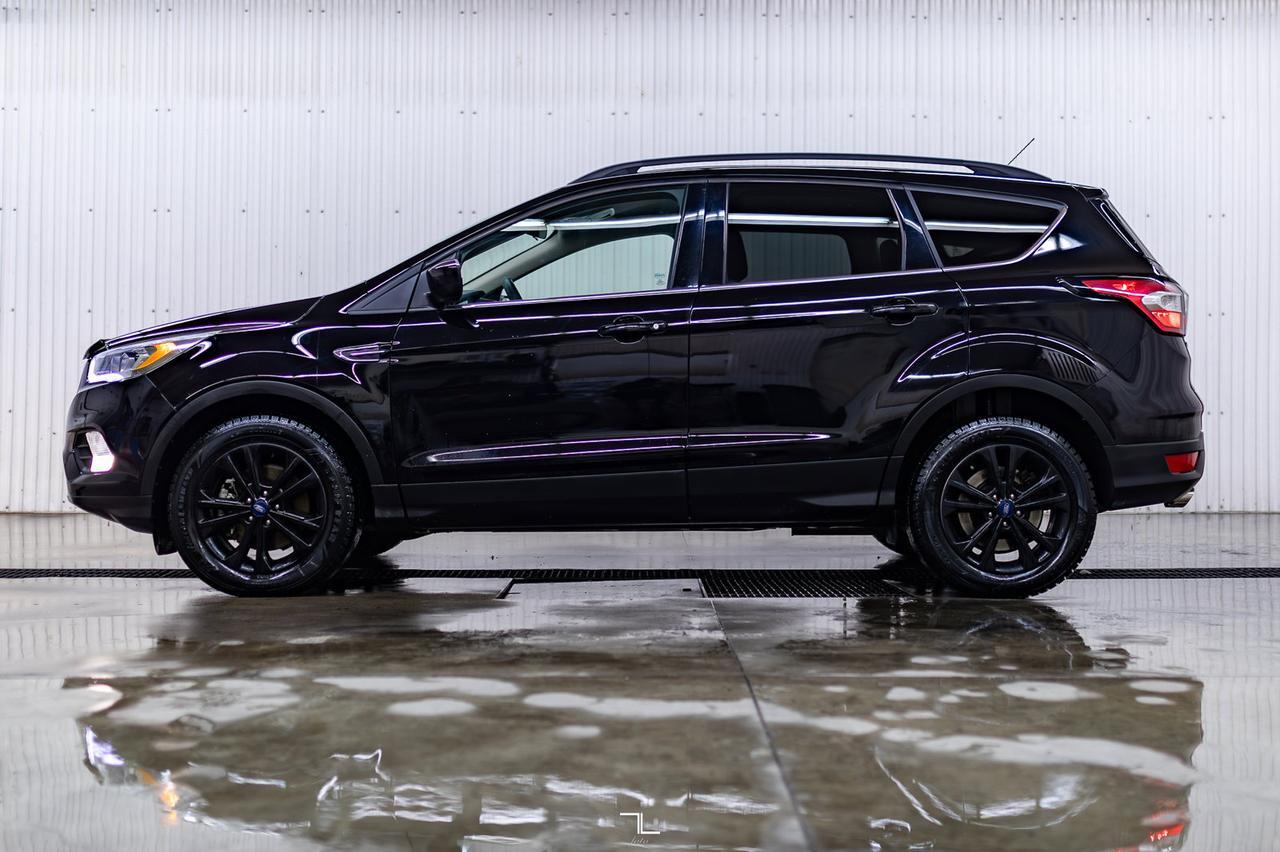 2017 Ford Escape AWD SE PSeat BCam Red Deer AB