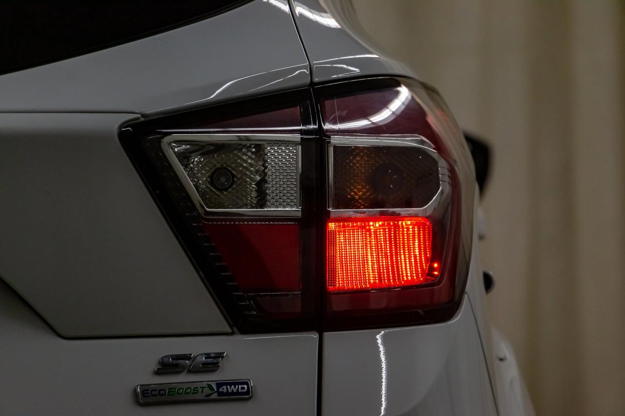 2017 Ford Escape AWD SE Sport Appearance Pkg. Nav Roof BCam Red Deer AB